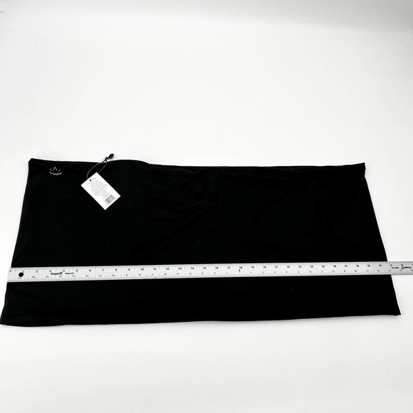 NWT Beyond Yoga Black Infinity Scarf Soft Jersey Pocket Wrap Scarf BRAND NEW - Picture 7 of 9